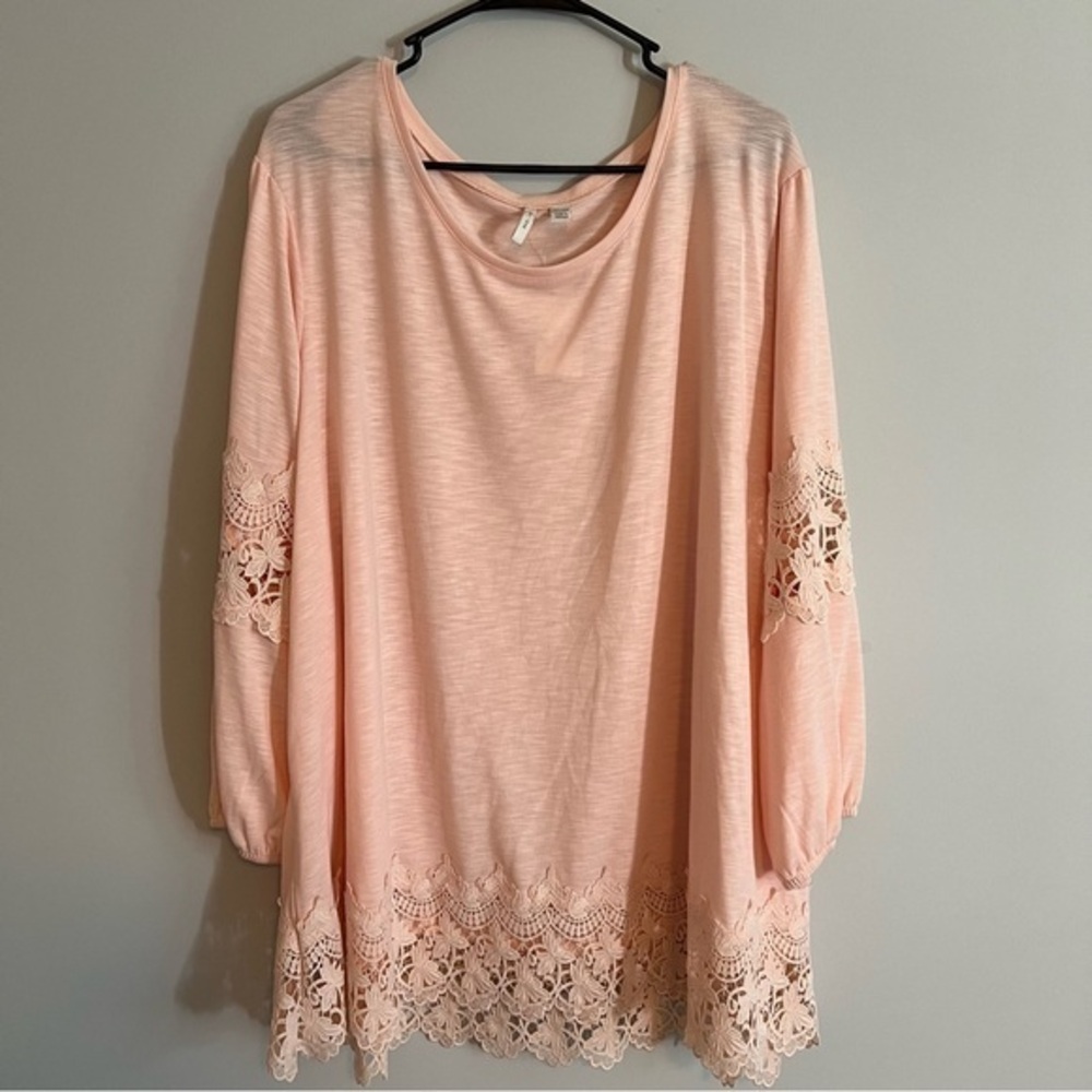 NWT Cato Fashion Light Pink Tee Blouse Crochet Detailing Size 26/28